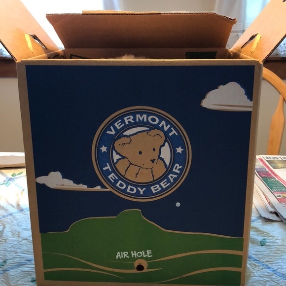 NWT Vintage VERMONT TEDDY BEAR 🧸 NWT - Picture 3 of 8